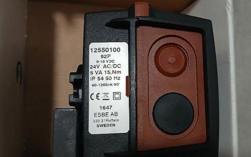 Pozice štítku na servopohonu ESBE 15Nm