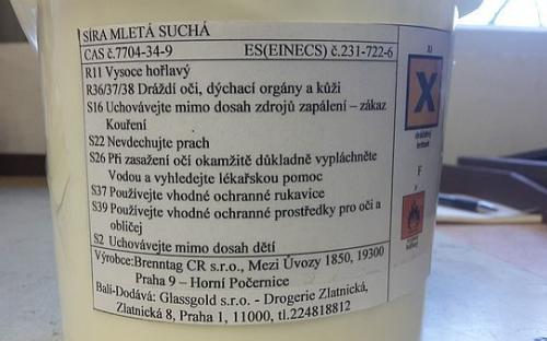 Zakoupené balení mlété síry