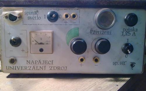 Zdroj 30V/1A