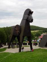 Trojský kůň na stadku pod hradem Bouzov 2011